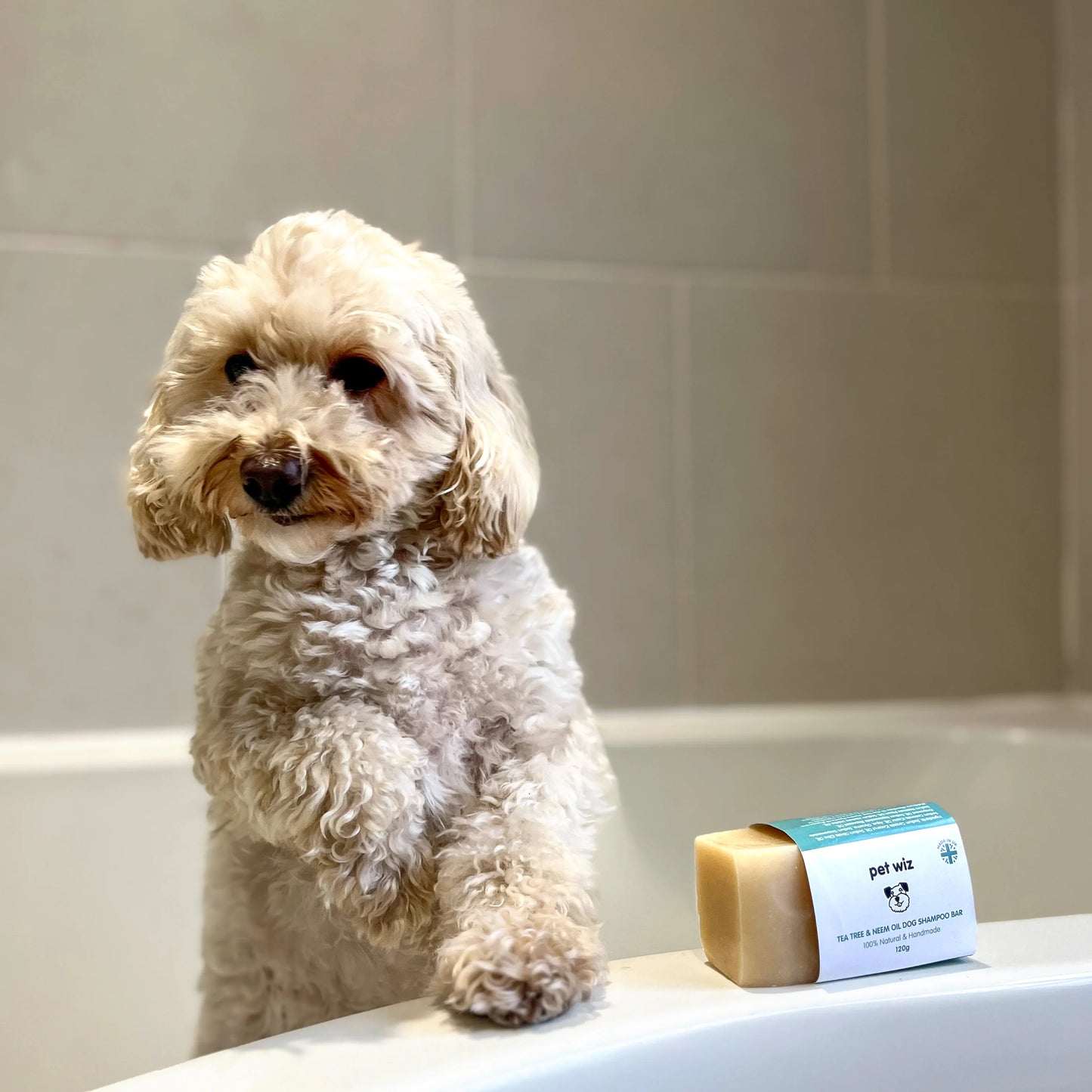 Handmade Dog Shampoo Bar 120g - Tea Tree & Neem Oil - Helps Repel Fleas & Ticks 120g